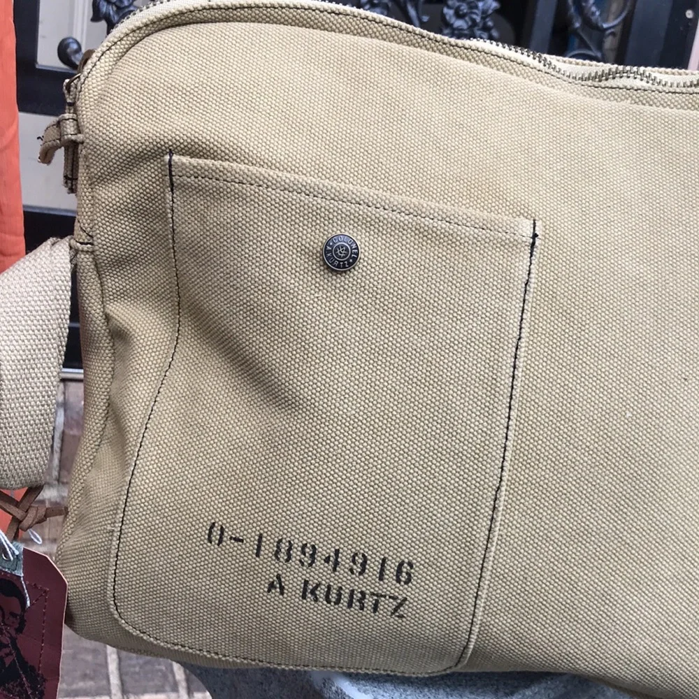 🚨B2G1 New A KURTZ Khaki Tan Canvas Laptop Case